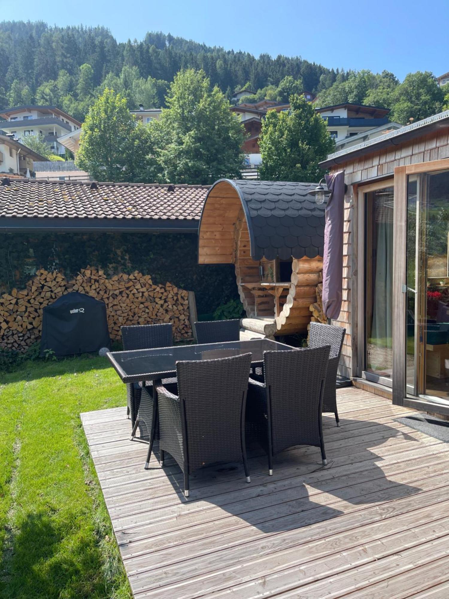 Chaleny - Das Erste Tiny House Chalet Im Zillertal Hainzenberg Exterior photo